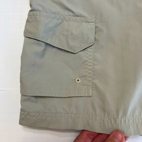 Columbia Omni Shade Hiking Shorts Grey Lightweight Size 12 - Picture 4 of 14